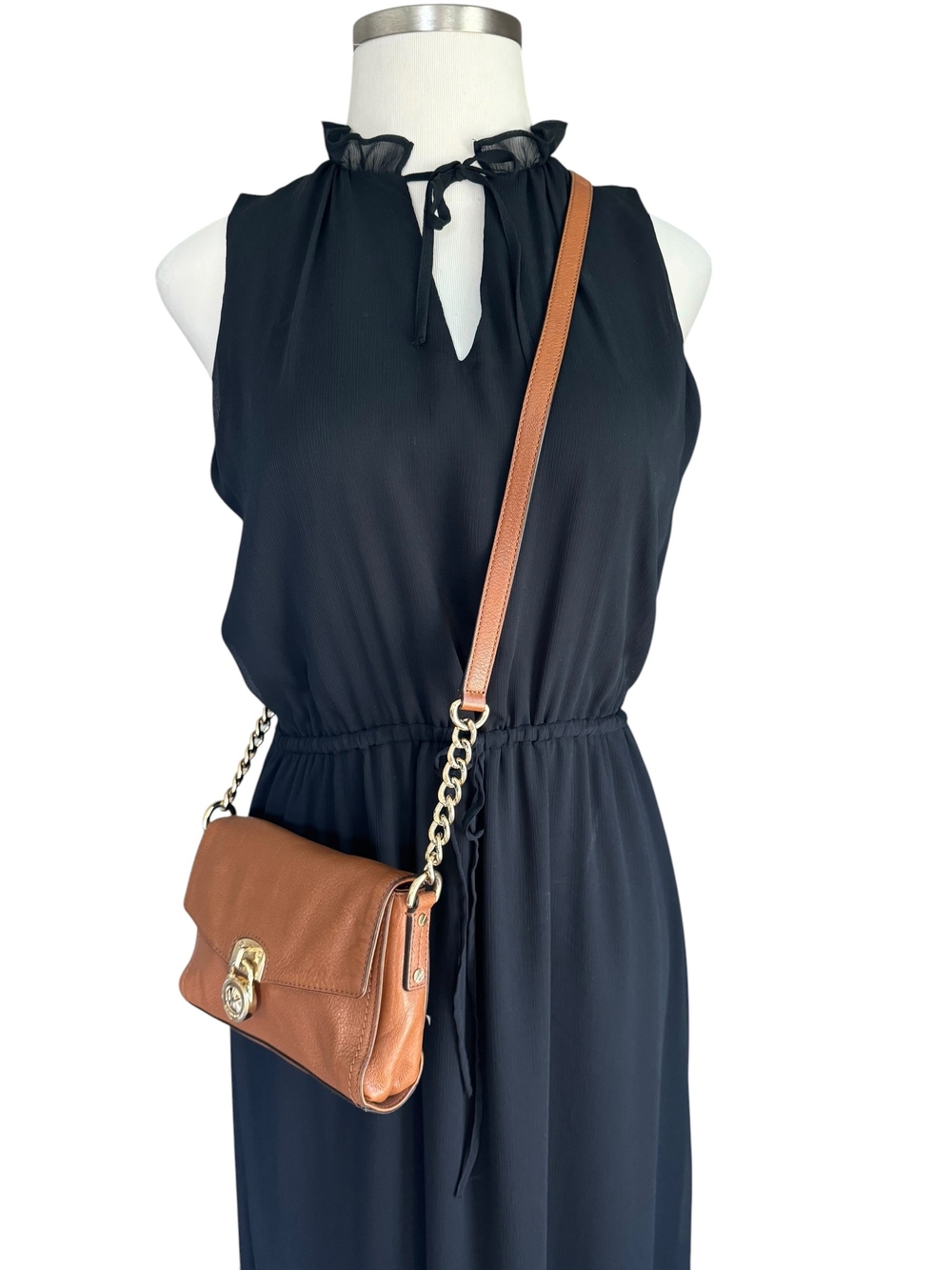 Michael Kors Hamilton East West Flap Crossbody Pebbled Leather - Picture 2 of 16